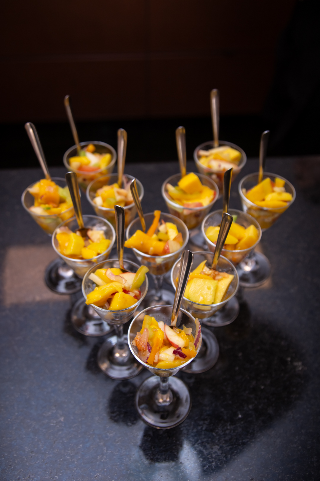 aniversário infantil festa de 1 ano tema confeiteira batizado família doces e confeitaria ensaio de festa infantil fotografias cobertura fotográfica BH primeiro aninho menina  fotos niver cobertura festa evento