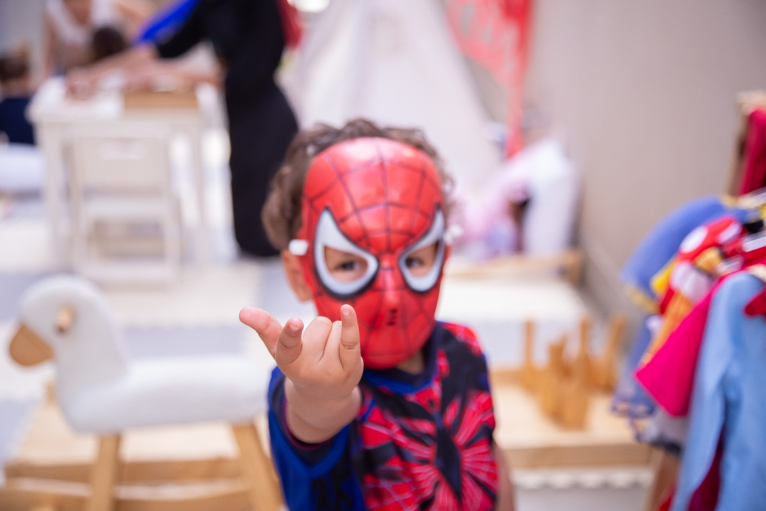 aniversário infantil festa de 1 ano tema confeiteira batizado família doces e confeitaria ensaio de festa infantil fotografias cobertura fotográfica BH primeiro aninho menina  fotos niver cobertura festa evento