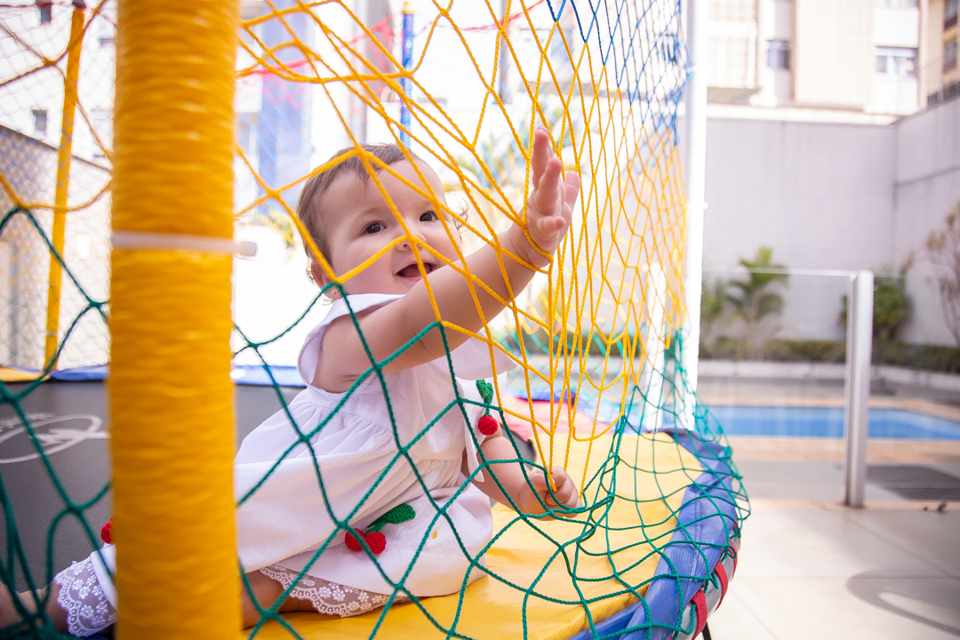 aniversário infantil festa de 1 ano tema confeiteira batizado família doces e confeitaria ensaio de festa infantil fotografias cobertura fotográfica BH primeiro aninho menina  fotos niver cobertura festa evento