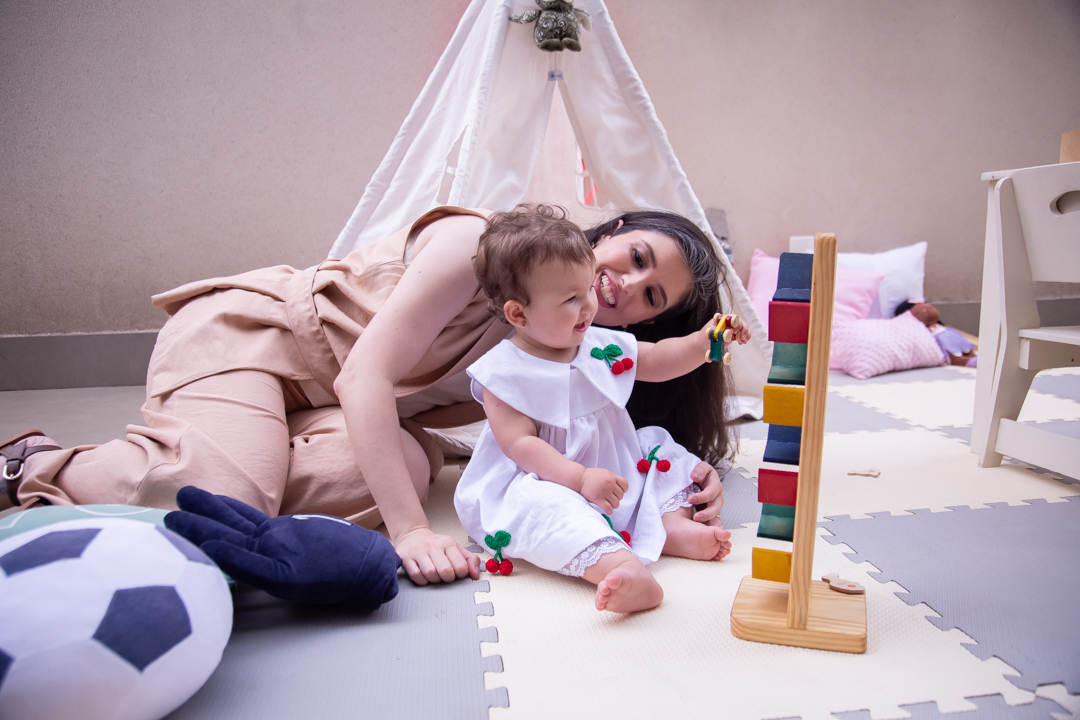 aniversário infantil festa de 1 ano tema confeiteira batizado família doces e confeitaria ensaio de festa infantil fotografias cobertura fotográfica BH primeiro aninho menina  fotos niver cobertura festa evento