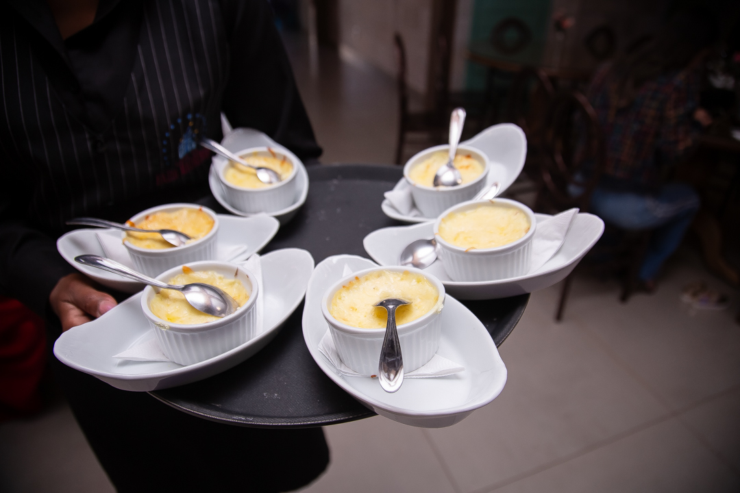 aniversário infantil festa de 1 ano tema rapunzel família ensaio de festa infantil fotografias cobertura fotográfica BH primeiro aninho menina fotos niver cobertura festa evento casa da fada madrinha