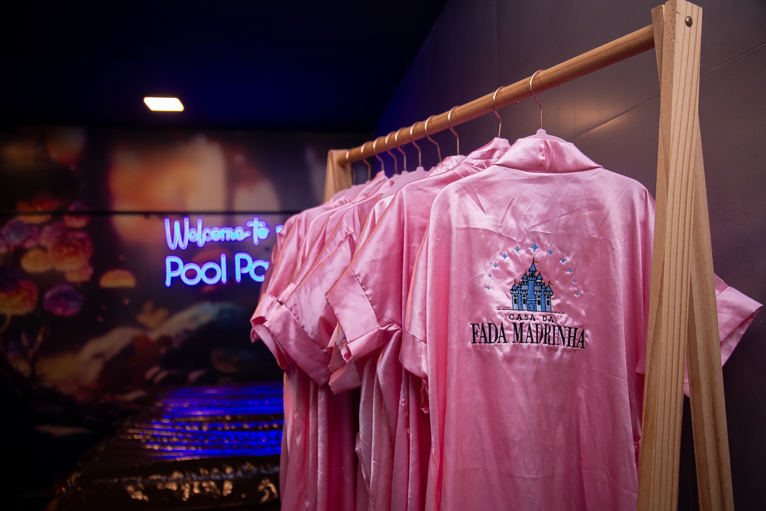 aniversário infantil festa de 1 ano tema rapunzel família ensaio de festa infantil fotografias cobertura fotográfica BH primeiro aninho menina fotos niver cobertura festa evento casa da fada madrinha