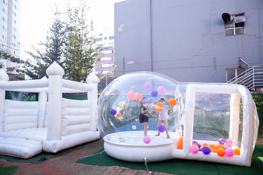 festa de 3 anos, aniversário 3 anos, cobertura fotográfica de festa infantil em BH, fotografia de aniversário infantil, fotógrafo de festas infantis em Belo Horizonte, 3 anos, tema bruxinha, festa temática bruxinha, decoração Halloween infantil