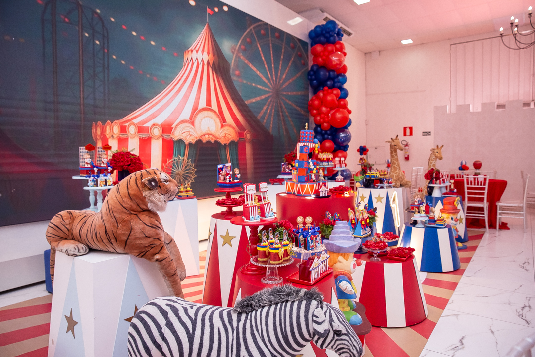 festa de 1 ano aniversário 1 aninho cobertura fotográfica de festa infantil em BH fotografia de aniversário infantil fotógrafo de festas infantis em Belo Horizonte fotos de aniversário 1 anos niver festa tema circo