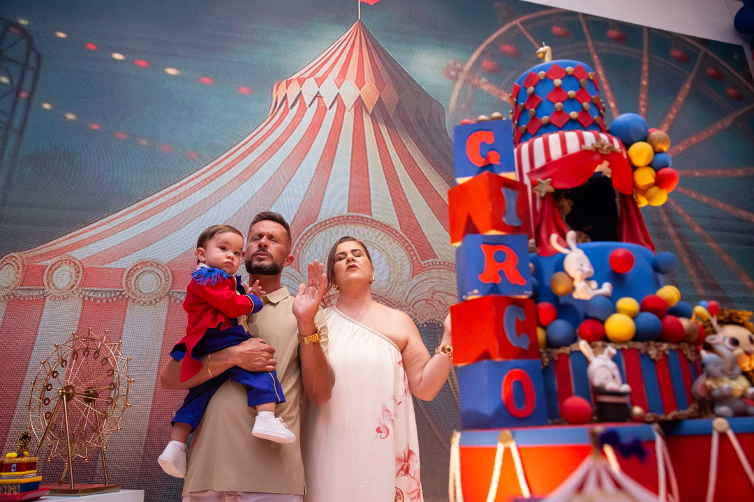 festa de 1 ano aniversário 1 aninho cobertura fotográfica de festa infantil em BH fotografia de aniversário infantil fotógrafo de festas infantis em Belo Horizonte fotos de aniversário 1 anos niver festa tema circo