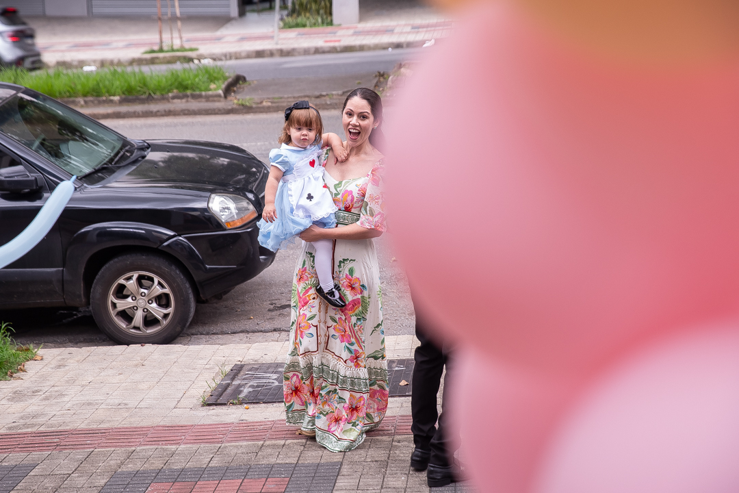 festa de 2 anos aniversário 2 aninhos cobertura fotográfica de festa infantil em BH fotografia de aniversário infantil fotógrafo de festas infantis em Belo Horizonte fotos de aniversário 2 anos niver tema alice no pais das maravilhas buffet faz de conta