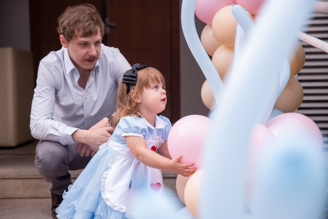 festa de 2 anos aniversário 2 aninhos cobertura fotográfica de festa infantil em BH fotografia de aniversário infantil fotógrafo de festas infantis em Belo Horizonte fotos de aniversário 2 anos niver tema alice no pais das maravilhas buffet faz de conta