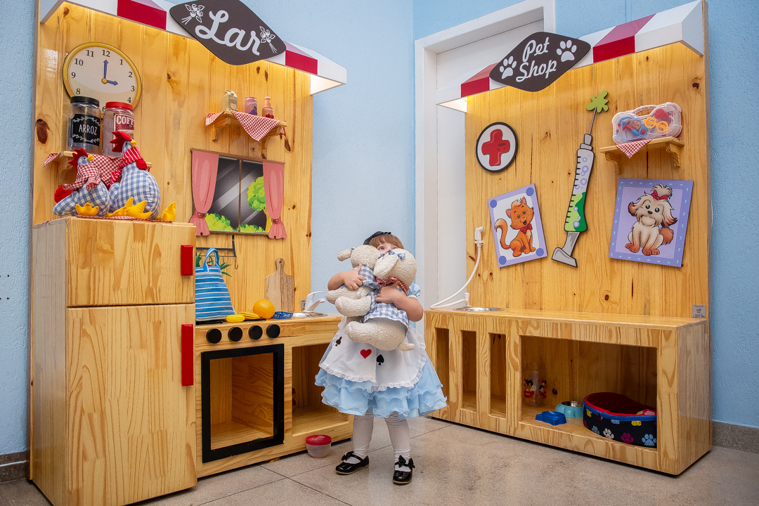 festa de 2 anos aniversário 2 aninhos cobertura fotográfica de festa infantil em BH fotografia de aniversário infantil fotógrafo de festas infantis em Belo Horizonte fotos de aniversário 2 anos niver tema alice no pais das maravilhas buffet faz de conta
