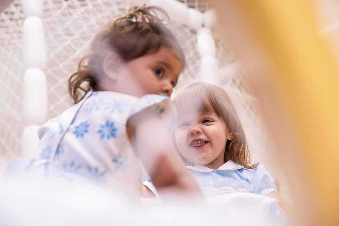 festa de 2 anos aniversário 2 aninhos cobertura fotográfica de festa infantil em BH fotografia de aniversário infantil fotógrafo de festas infantis em Belo Horizonte fotos de aniversário 2 anos niver tema alice no pais das maravilhas buffet faz de conta