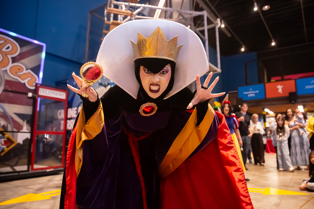festa de 4 anos aniversário 4 aninhos cobertura fotográfica de festa infantil em BH fotografia de aniversário infantil fotógrafo de festas infantis em Belo Horizonte fotos de aniversário 4 anos niver tema malévola branca de neve