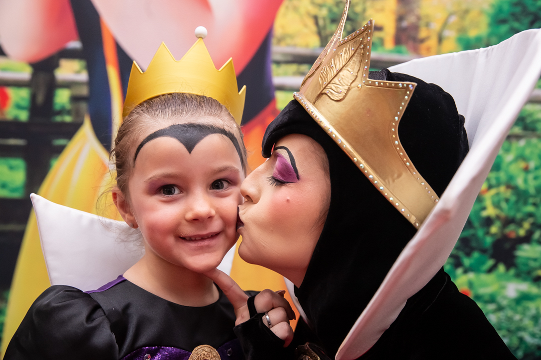 festa de 4 anos aniversário 4 aninhos cobertura fotográfica de festa infantil em BH fotografia de aniversário infantil fotógrafo de festas infantis em Belo Horizonte fotos de aniversário 4 anos niver tema malévola branca de neve