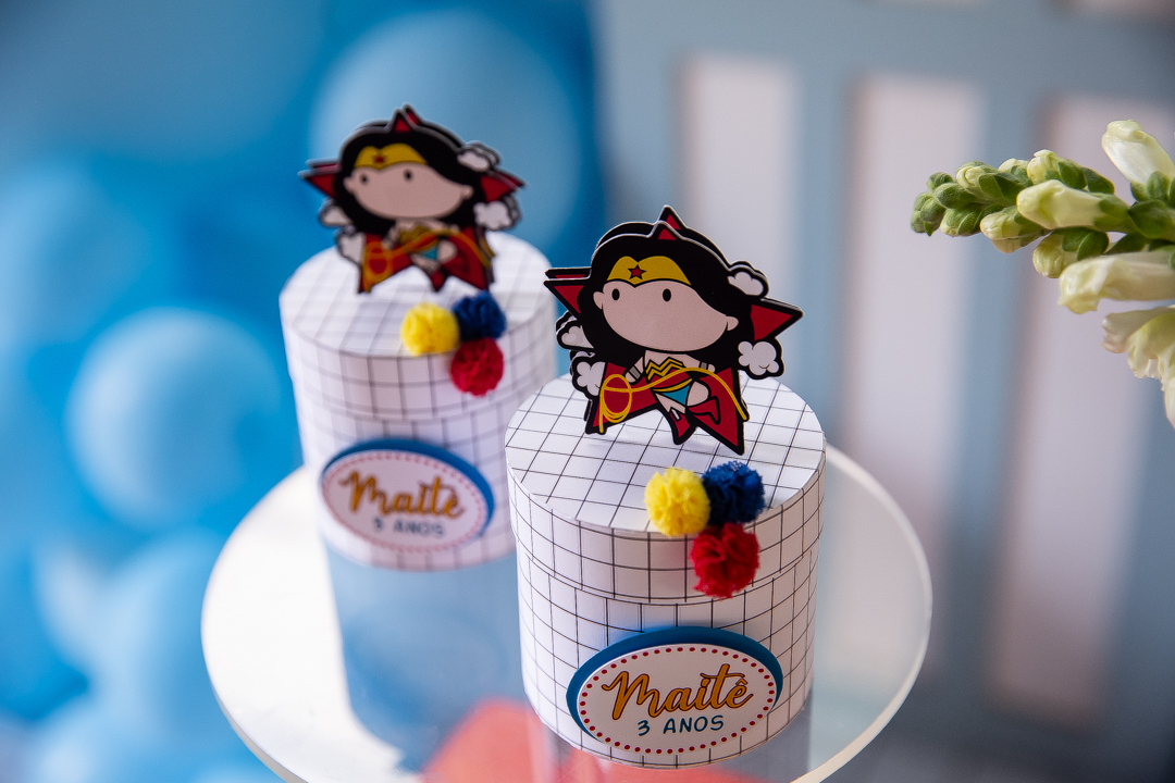 fotógrafo de festa infantil em Belo Horizonte, aniversário infantil 3 anos, festa infantil Mulher Maravilha, fotografia de aniversário infantil, festa infantil ao ar livre, aniversário infantil em Belo Horizonte