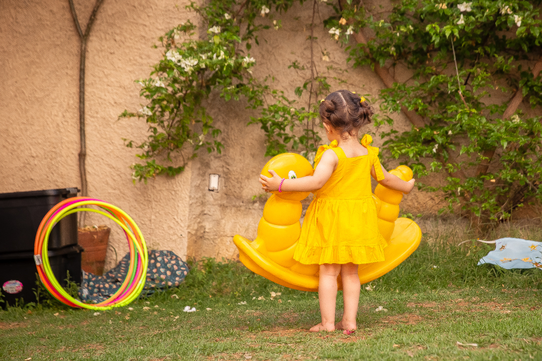 fotógrafo de festa infantil em Belo Horizonte, aniversário infantil 3 anos, festa infantil Mulher Maravilha, fotografia de aniversário infantil, festa infantil ao ar livre, aniversário infantil em Belo Horizonte