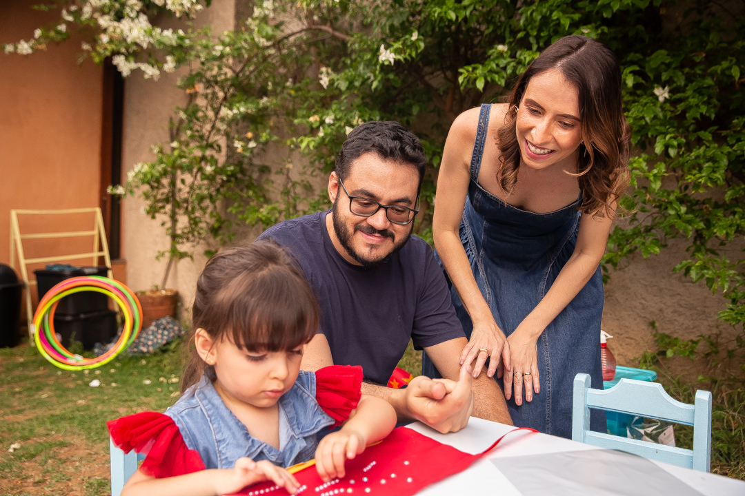 fotógrafo de festa infantil em Belo Horizonte, aniversário infantil 3 anos, festa infantil Mulher Maravilha, fotografia de aniversário infantil, festa infantil ao ar livre, aniversário infantil em Belo Horizonte