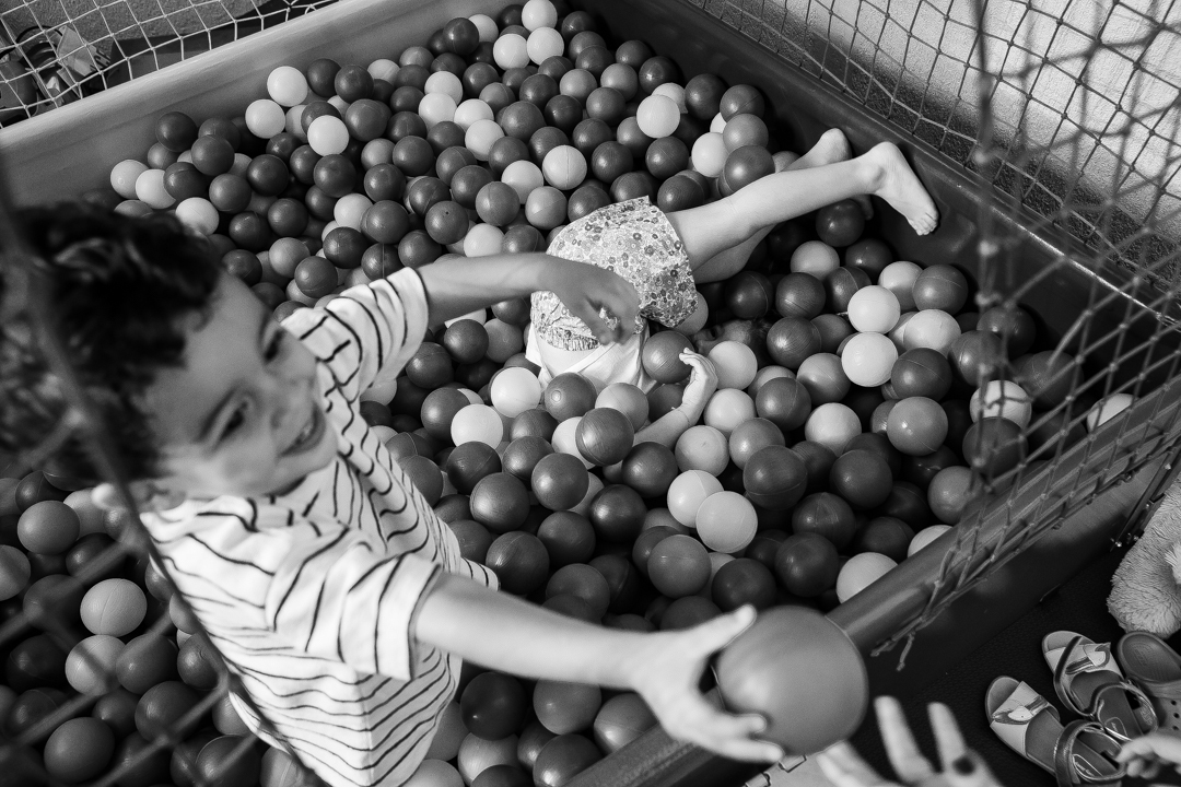 Aniversário infantil de 3 anos, festa Bosque Encantado, decoração Bosque Encantado, fotografia de aniversário infantil, cobertura fotográfica infantil, fotógrafo de festa infantil em Belo Horizonte, fotografia infantil BH, festa infantil temática