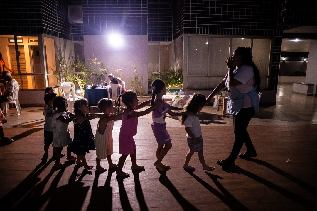 Aniversário infantil de 3 anos, festa Bosque Encantado, decoração Bosque Encantado, fotografia de aniversário infantil, cobertura fotográfica infantil, fotógrafo de festa infantil em Belo Horizonte, fotografia infantil BH, festa infantil temática
