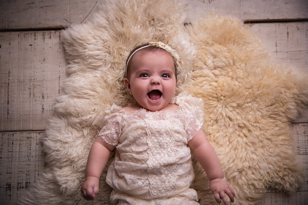 Rafaela e Antonela, gêmeas de 6 meses - Ensaio de bebês gêmeos