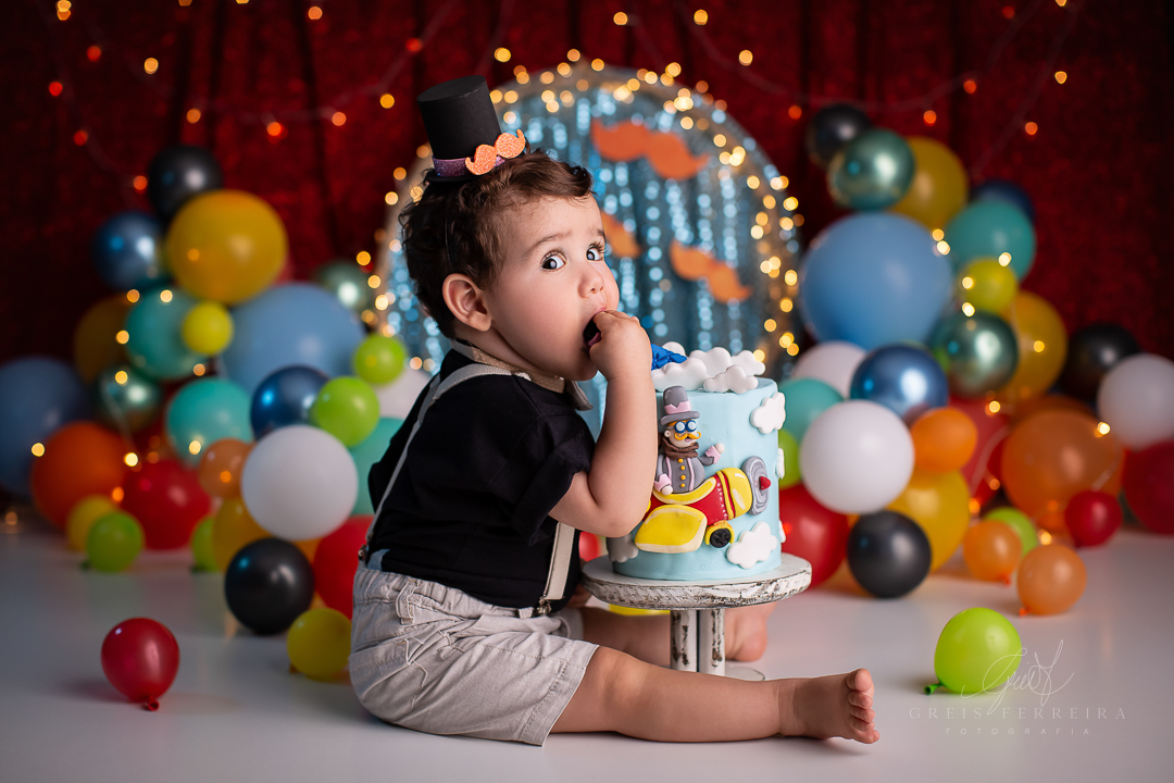 smash the cake circo do mundo bita ensaio de aniversario de bebe de 1 ano
