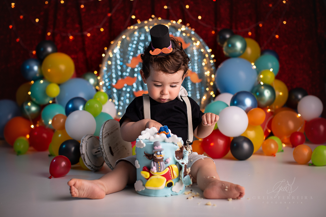 smash the cake circo do mundo bita ensaio de aniversario de bebe de 1 ano