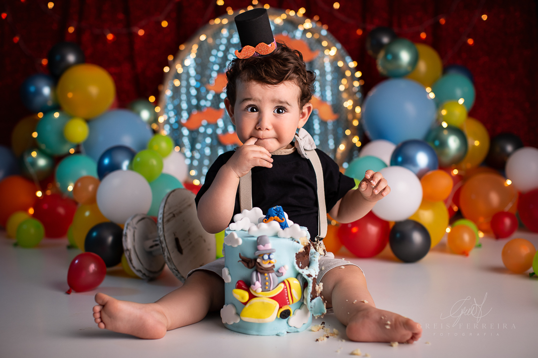 smash the cake circo do mundo bita ensaio de aniversario de bebe de 1 ano