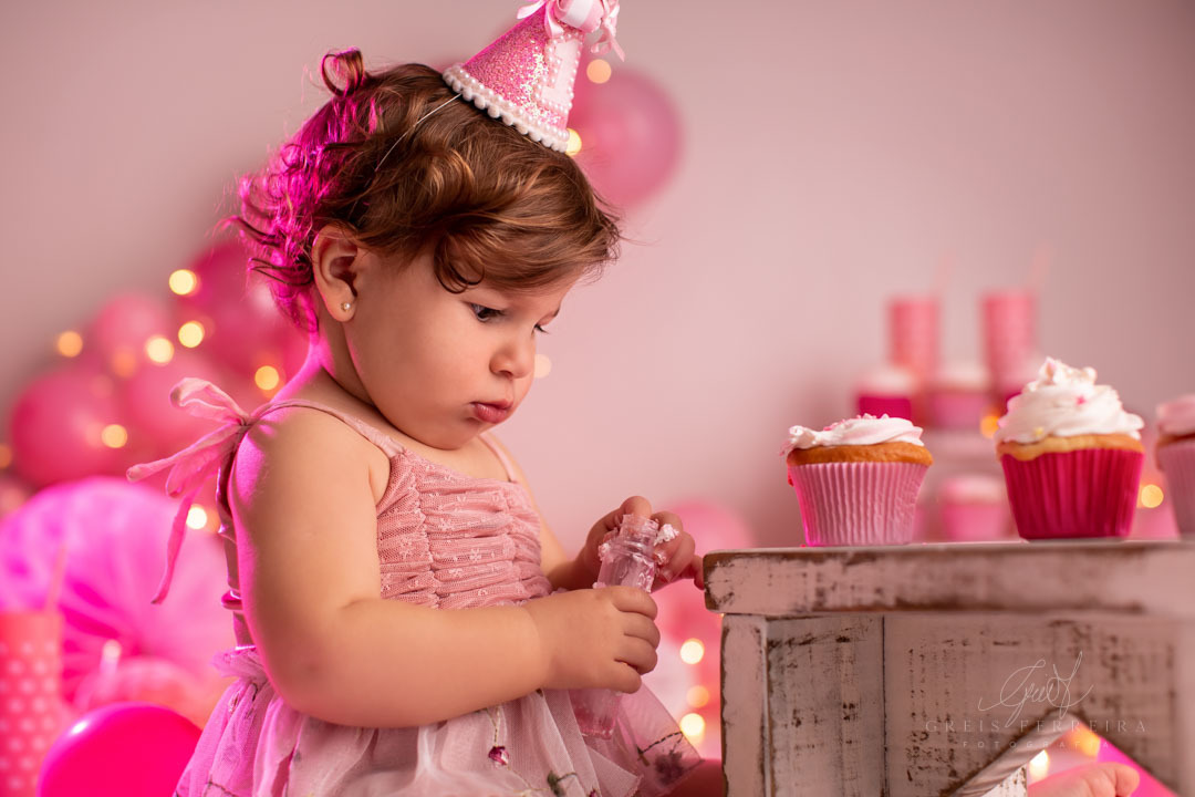 smash the cake confeiteira ensaio de aniversario de 
bebe menina de 1 ano