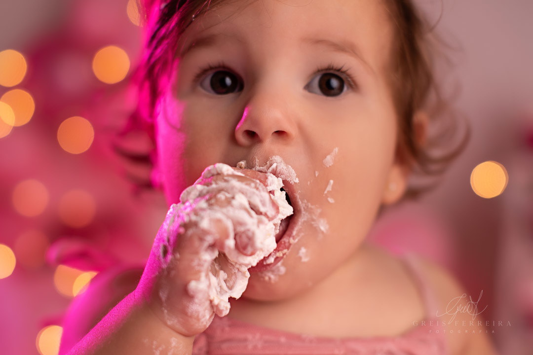 smash the cake confeiteira ensaio de aniversario de 
bebe menina de 1 ano
