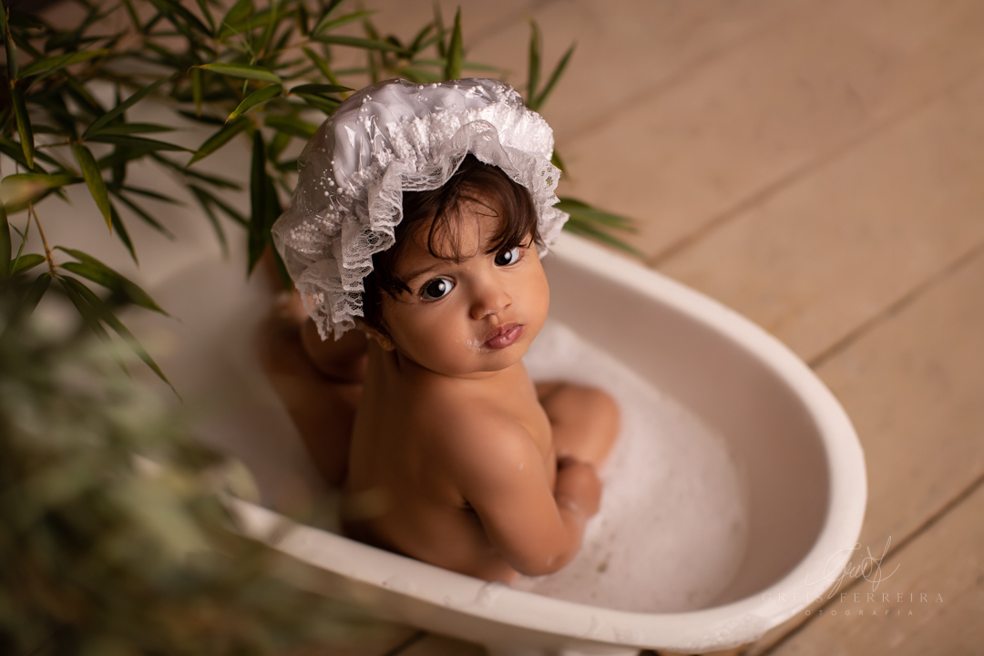ensaio de bebe na banheira em bh