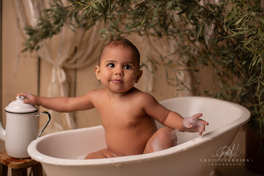 ensaiodebebeembh_bebenabanheira_09
