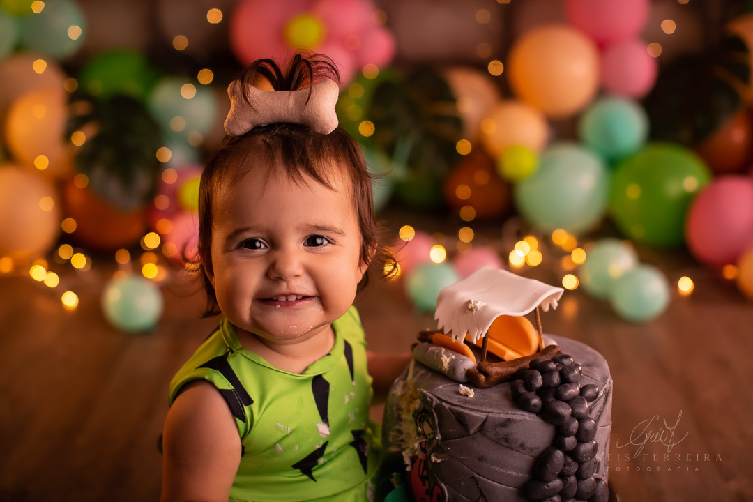 smash the cake da pedrita flintstones ensaio de aniversario de bebe de 1 ano