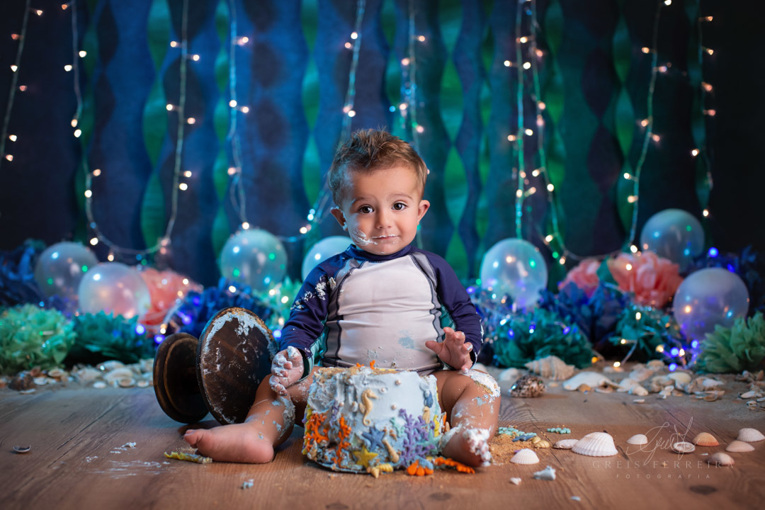 smash the cake fundo do mar ensaio de aniversario de bebe de 1 ano