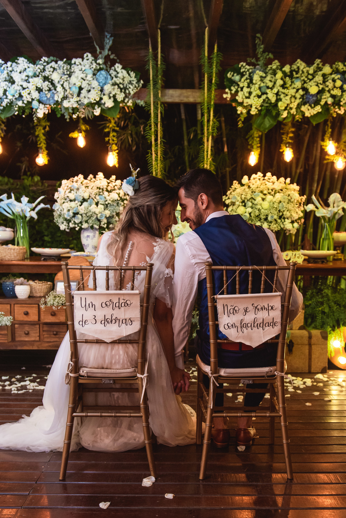 cadeira dos noivos para casamento | cadeira dos noivos com placa