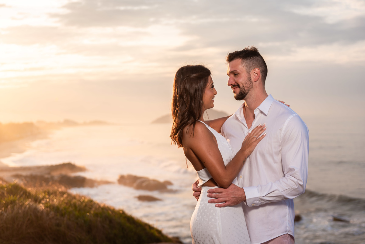 ensaio pre-wedding  praia do secreto | vestido para ensaio | ensaio pre casamento | ensaio por do sol