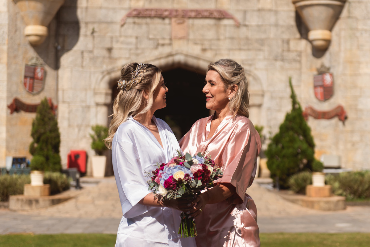 mae da noiva - Robe de casamento