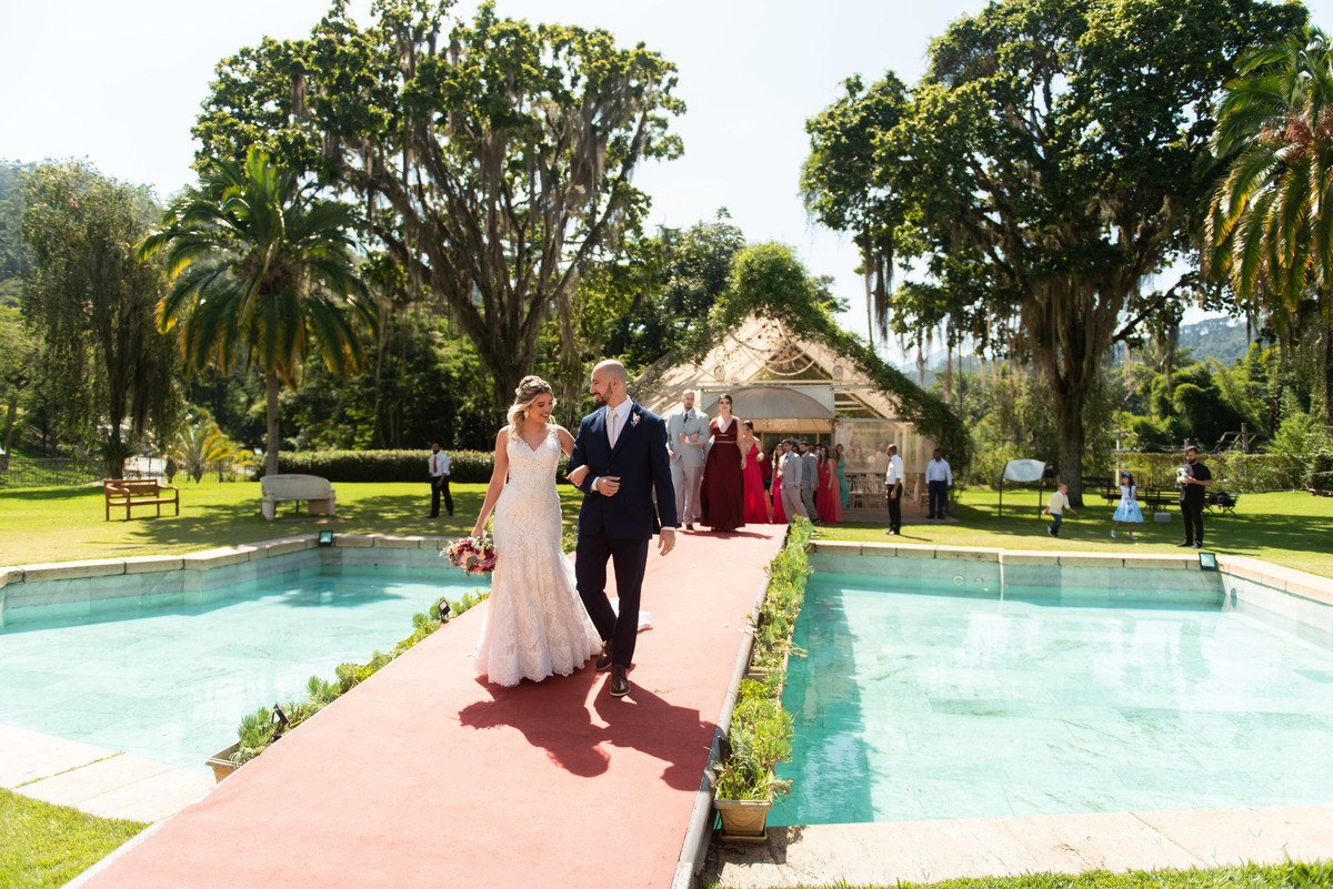 casamento de dia - casamento castelo de itaipava - noivos - onde casar em petropolis - local para casamento rio de janeiro