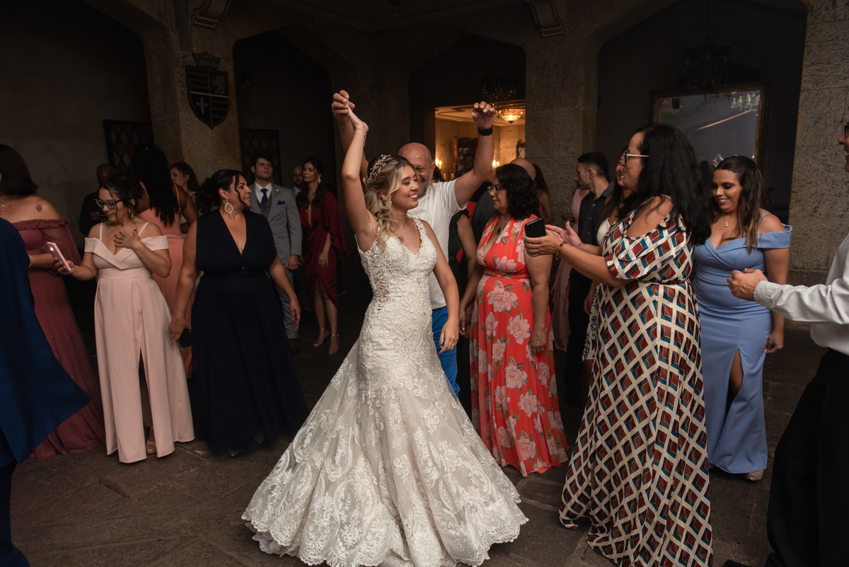 noiva na pista de danca