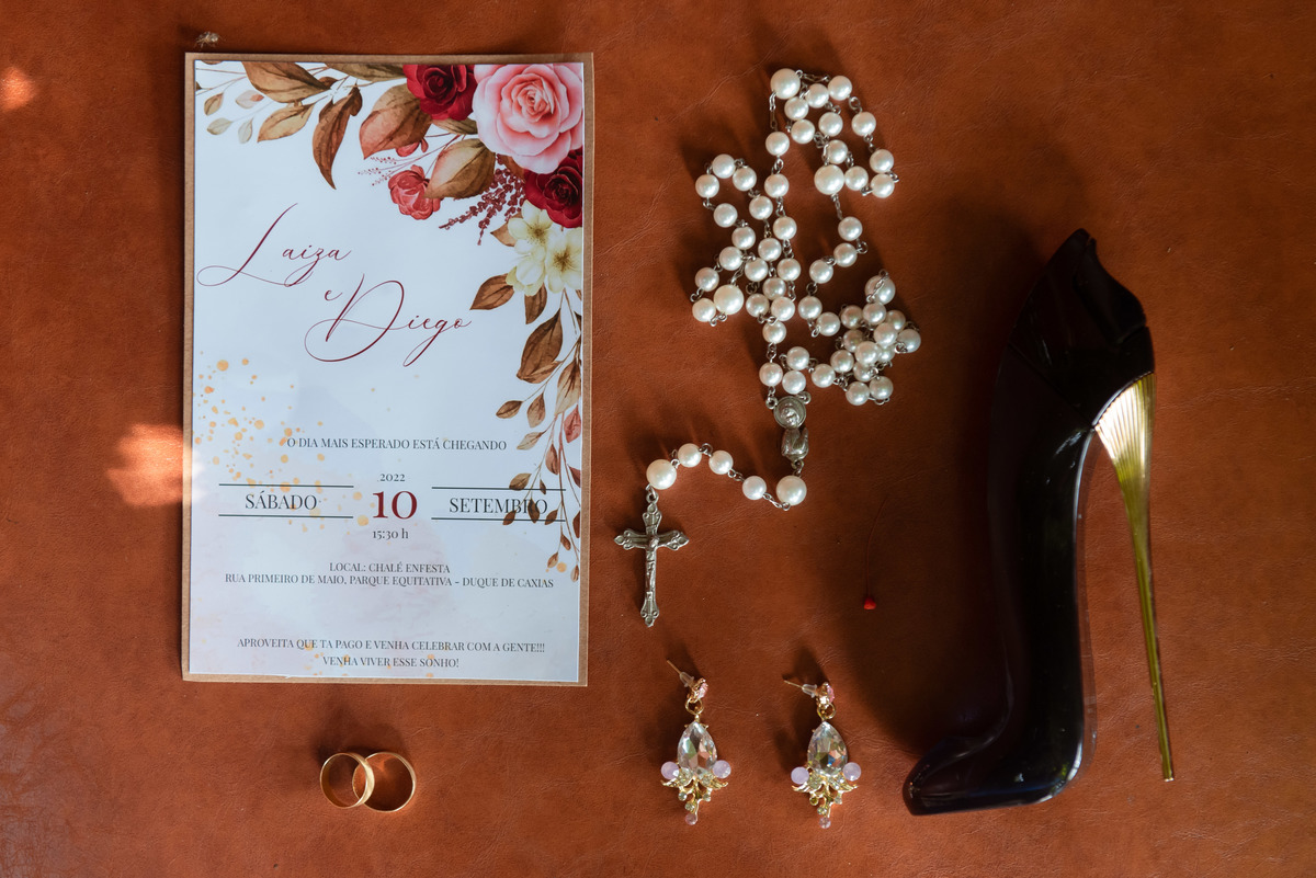 acesssorios de casamento |convite de casamento | perfume da noiva | alianca de casamento |joias de casamento | terco da noiva