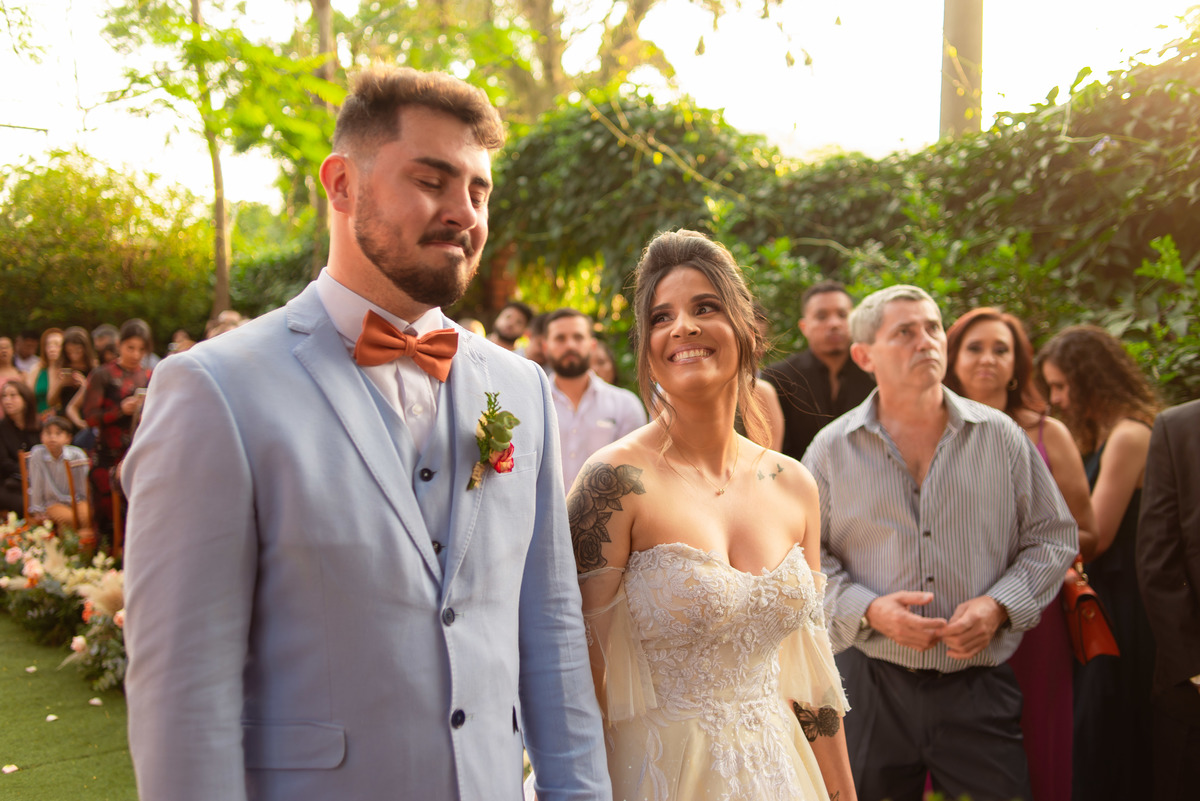 foto espontanea de casamento |fotografo de casamento rio de janeiro | casamento duque de caxias | casamento de dia | cerimonia de casamento no jardim