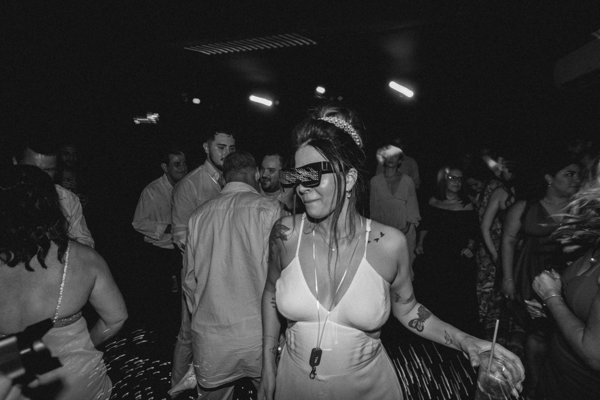 noiva na pista de danca | casamento rio de janeiro | casamento duque de caxias | noiva feliz | fotografia espontanea de casamento | casamento animado