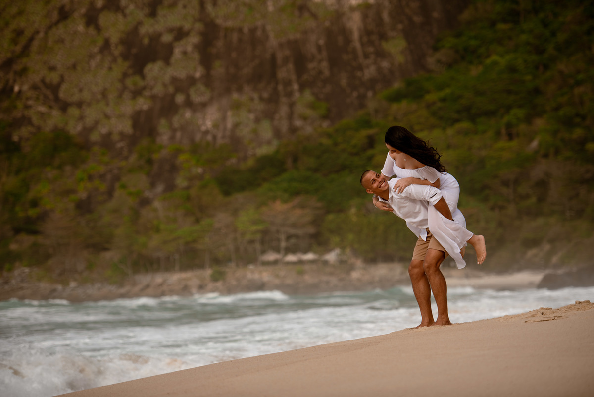ensaio de casamento grumari | ensaio de casamento rj | fotografo rj| pre wedding praia rj | fotografo no rio de janeiro 