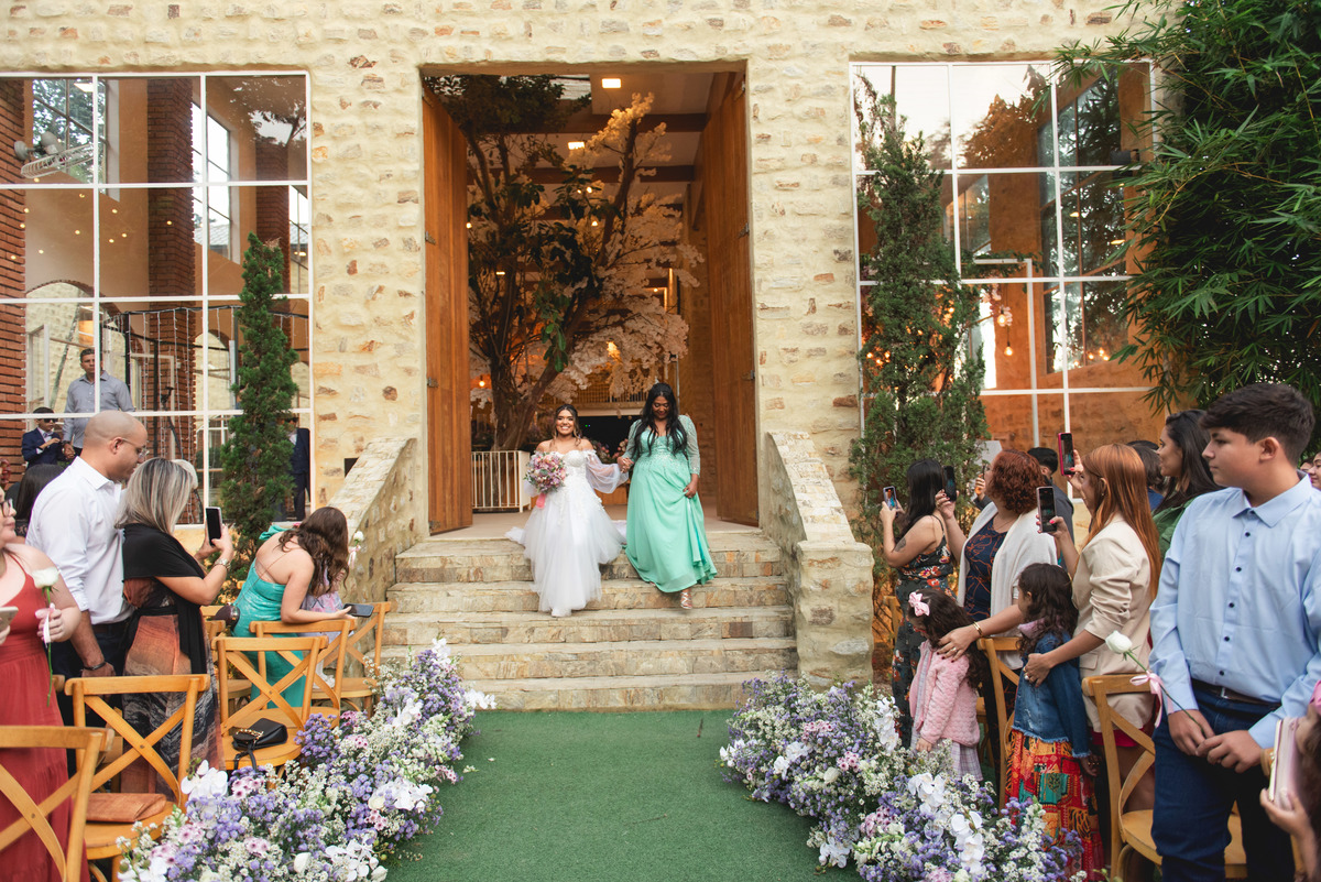 entrada da noiva lago enfesta | casamento lago enfesta | fotografo de casamento duque de caxias rj 