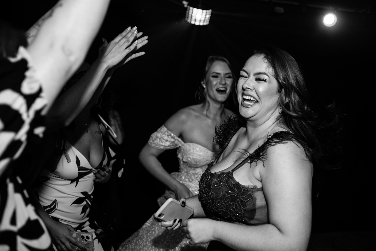 Fotografia festa de casamento sitio bambu lounge