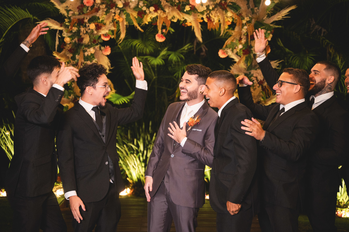 fotos com padrinhos Rio de Janeiro | fotografia de casamento no jardim
