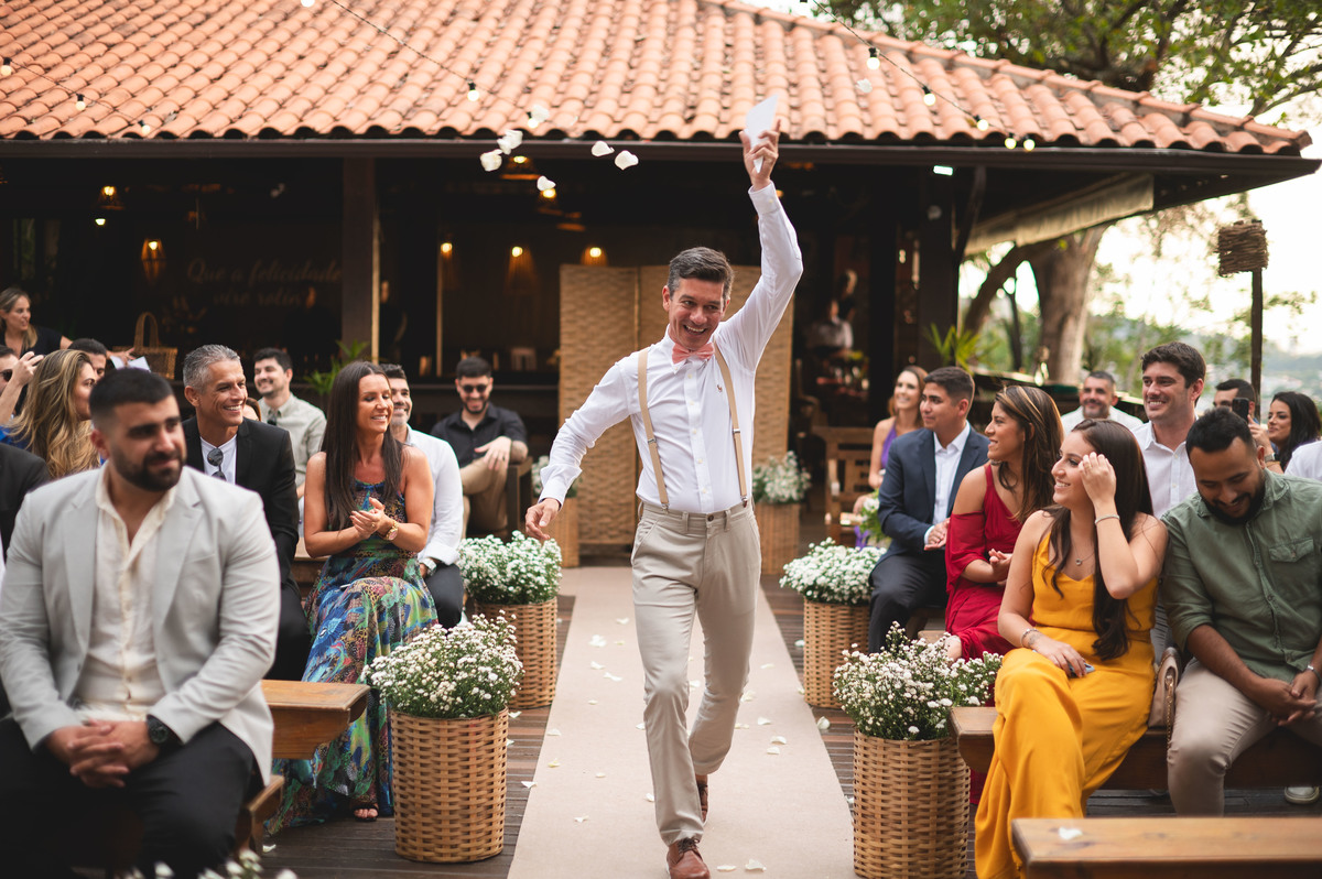 entrada de padrinhos dançando | fotografo rj | fotografia de casamento rj
