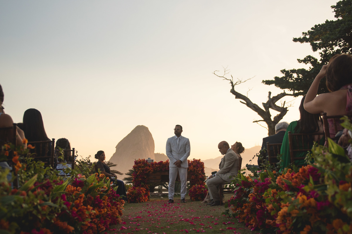 Noivo no altar zefiro eventos