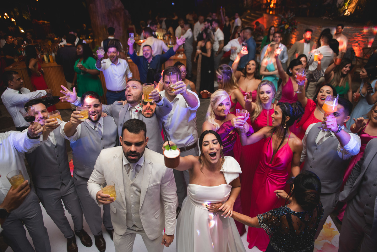 Fotografia de pista de dança de casamento animada zefiro eventos