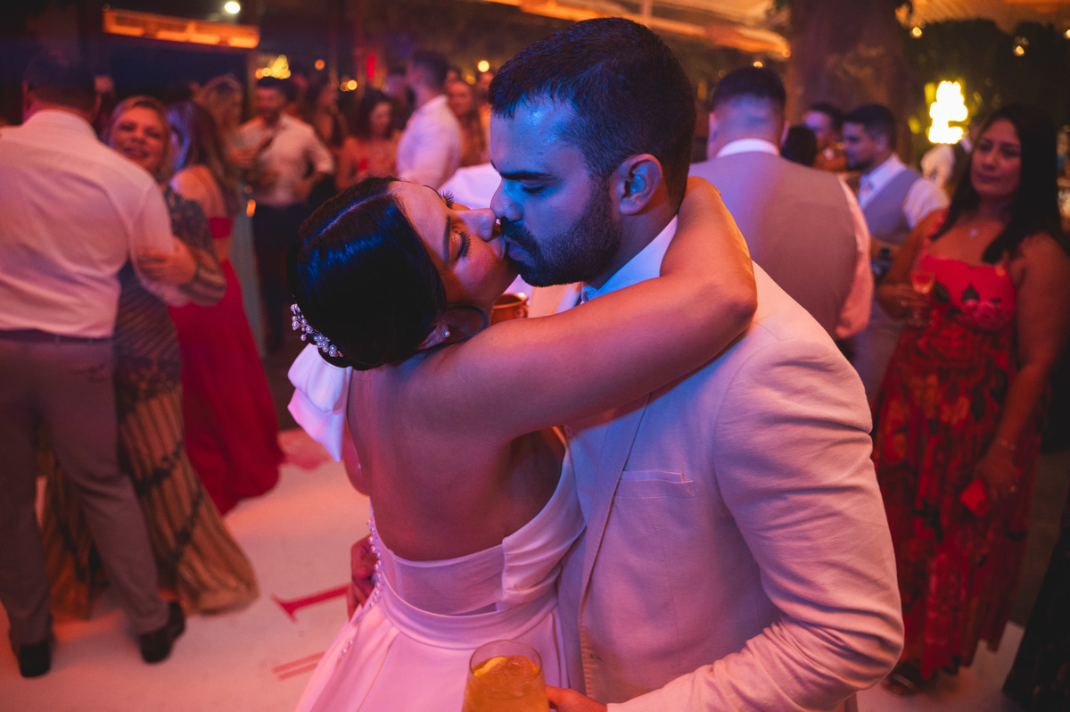 Fotografia de pista de dança de casamento animada zefiro eventos