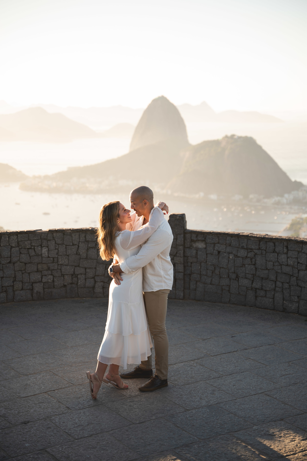 ensaio de casal rio de janeiro | fotografia de casamento no rio de janeiro | fotos de casamento no RJ | ensaio pre wedding mirante dona marta 