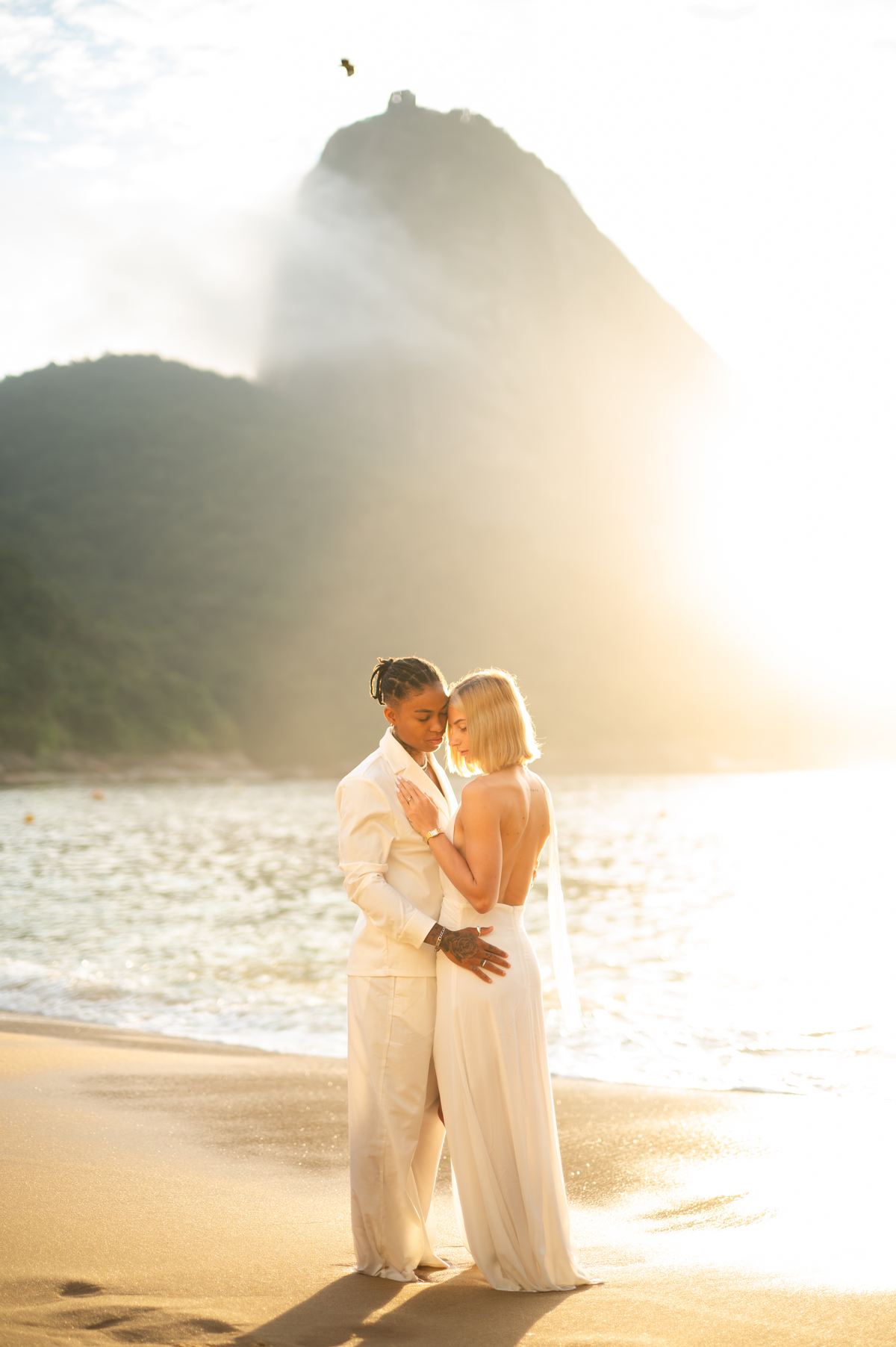 ensaio pre wedding lesbicas rio de janeiro | fotografo de casamento rio de janeiro | pre wedding praia vermelha