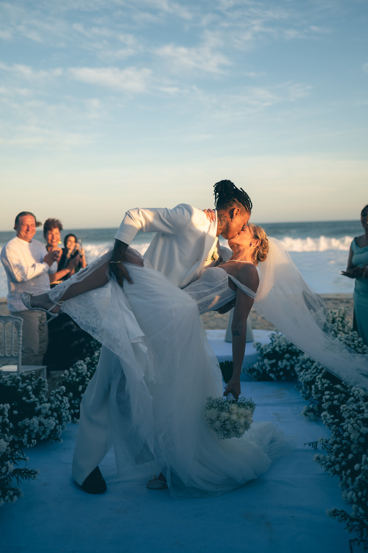 casamento na praia rio de janeiro | fotografo de casamento RJ | som do mar eventos