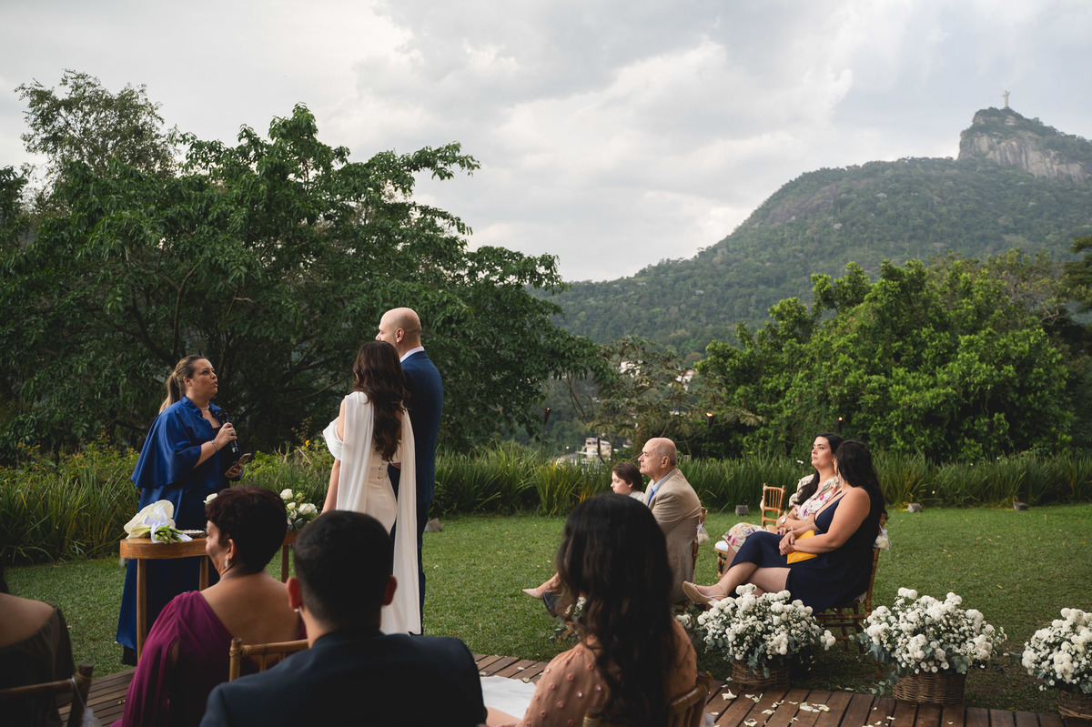casamento no jardim de santa teresa com vista para o cirsto redentor